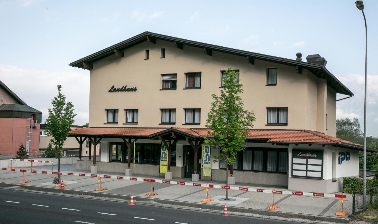 Landhaus Boutique Motel - Contactless Check-In Nendeln Exteriör bild